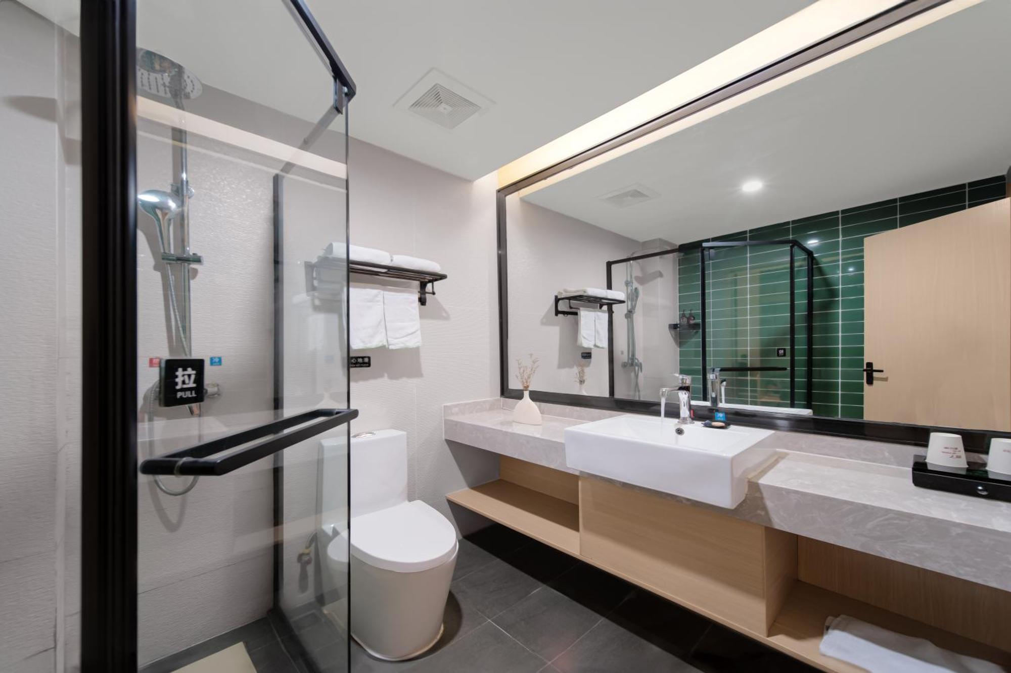 Bai Ling Hotel Nanning Zewnętrze zdjęcie